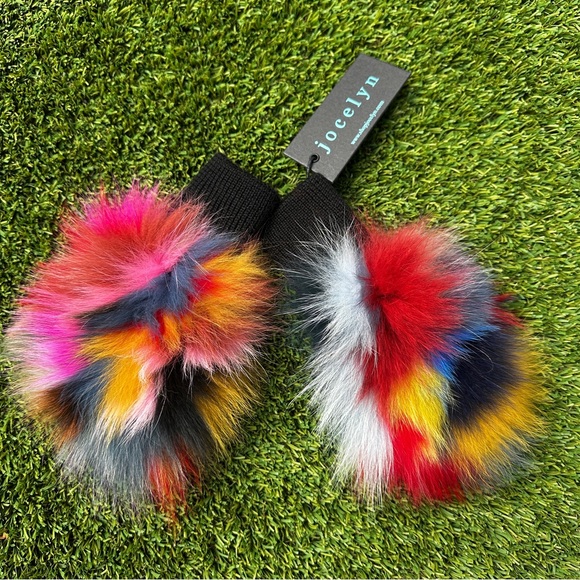 Jocelyn fox fur gloves - Picture 1 of 7
